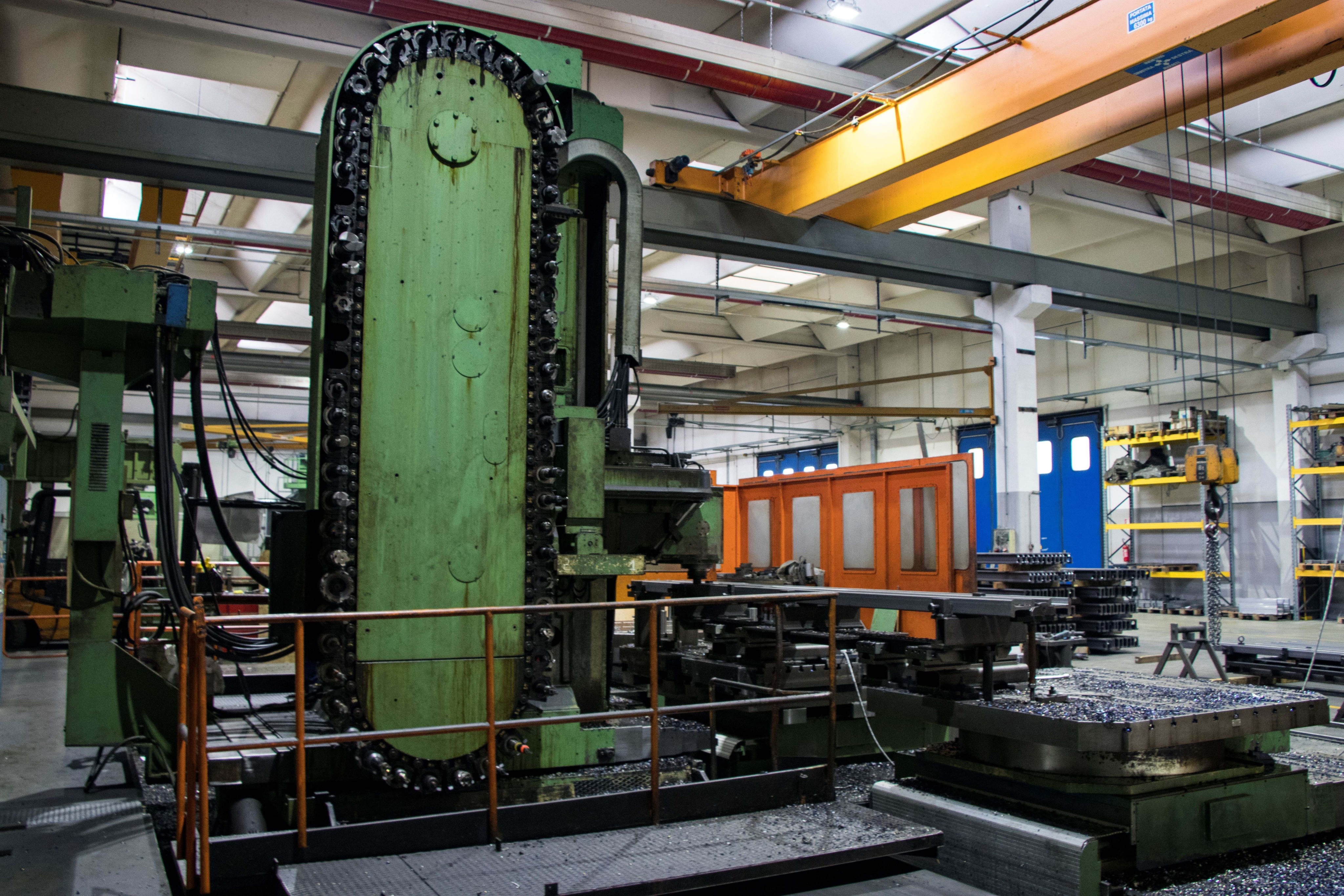 CENTRO DI LAVORO MANDELLI OVER8000, CORSA 9800x900x2000